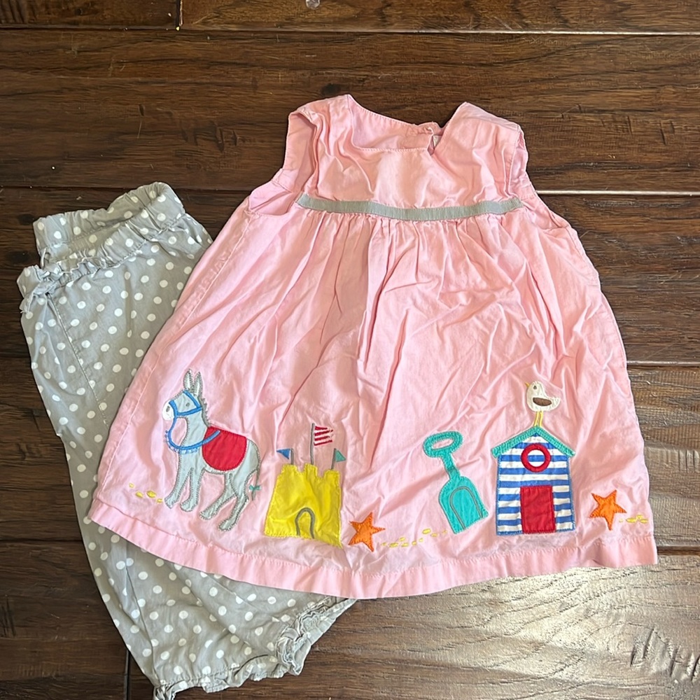Summer sand outfit